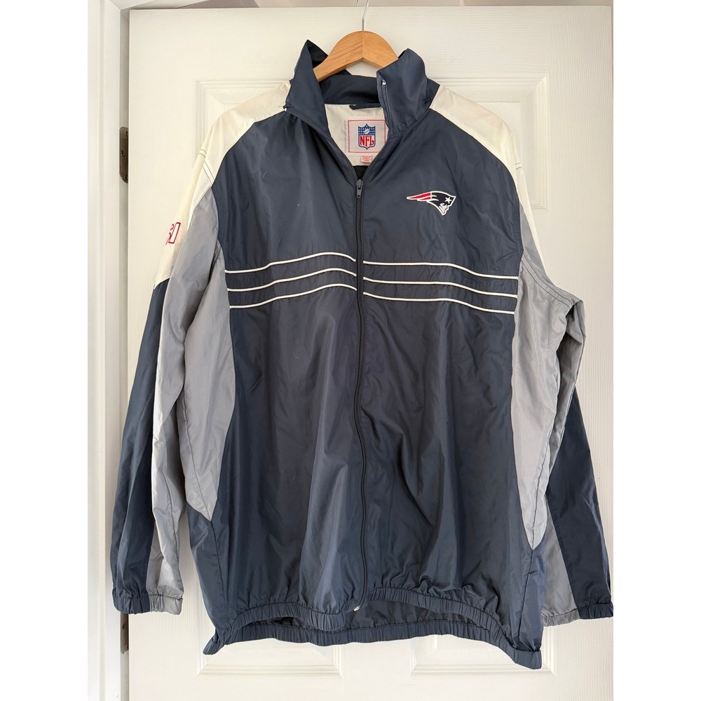 Patriots Sports Illustrated Reebok Men's Full Zip Wind Breaker Football